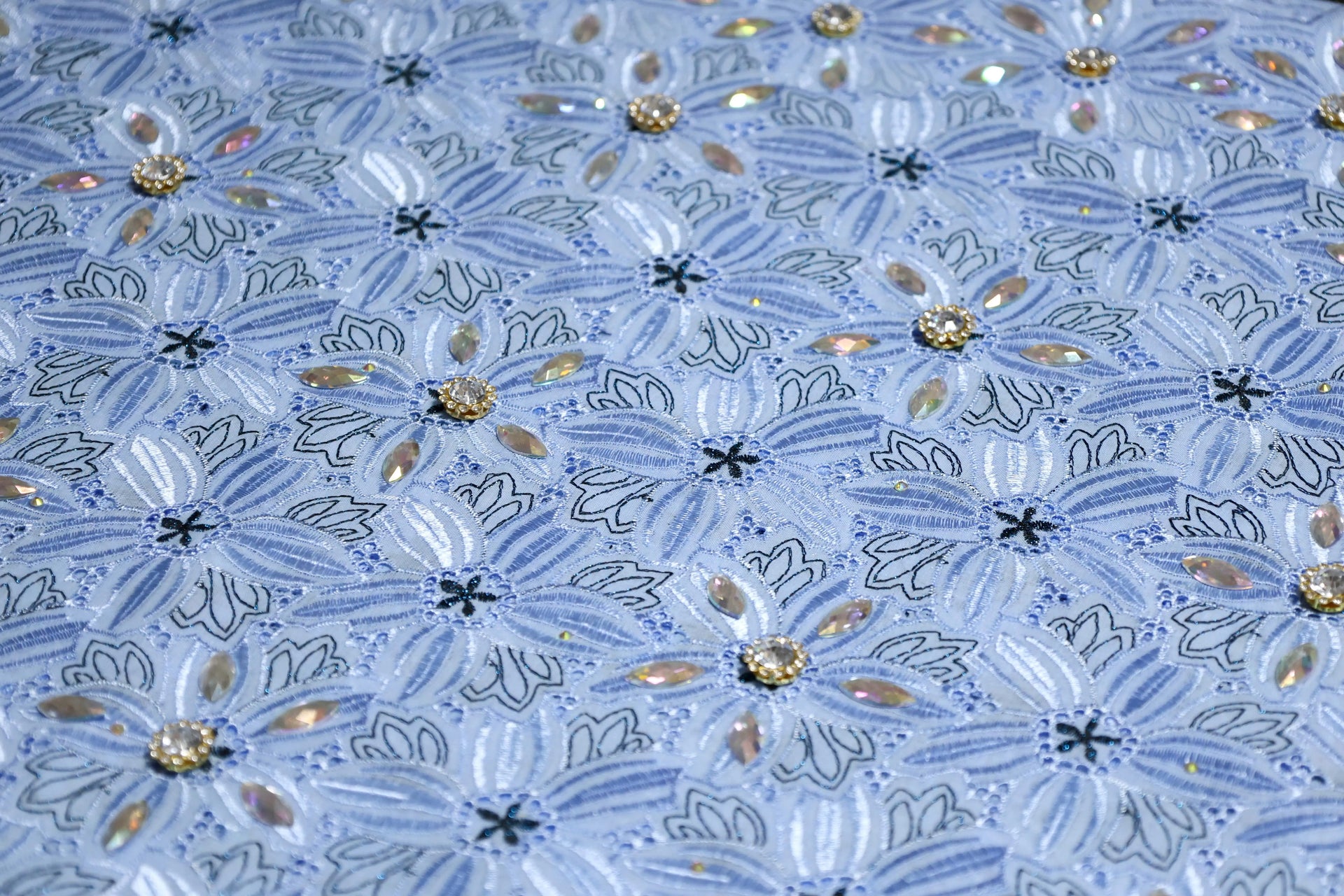 Light Blue Flower Cotton Voile Green Lace Fabric with Crystal Blazelace