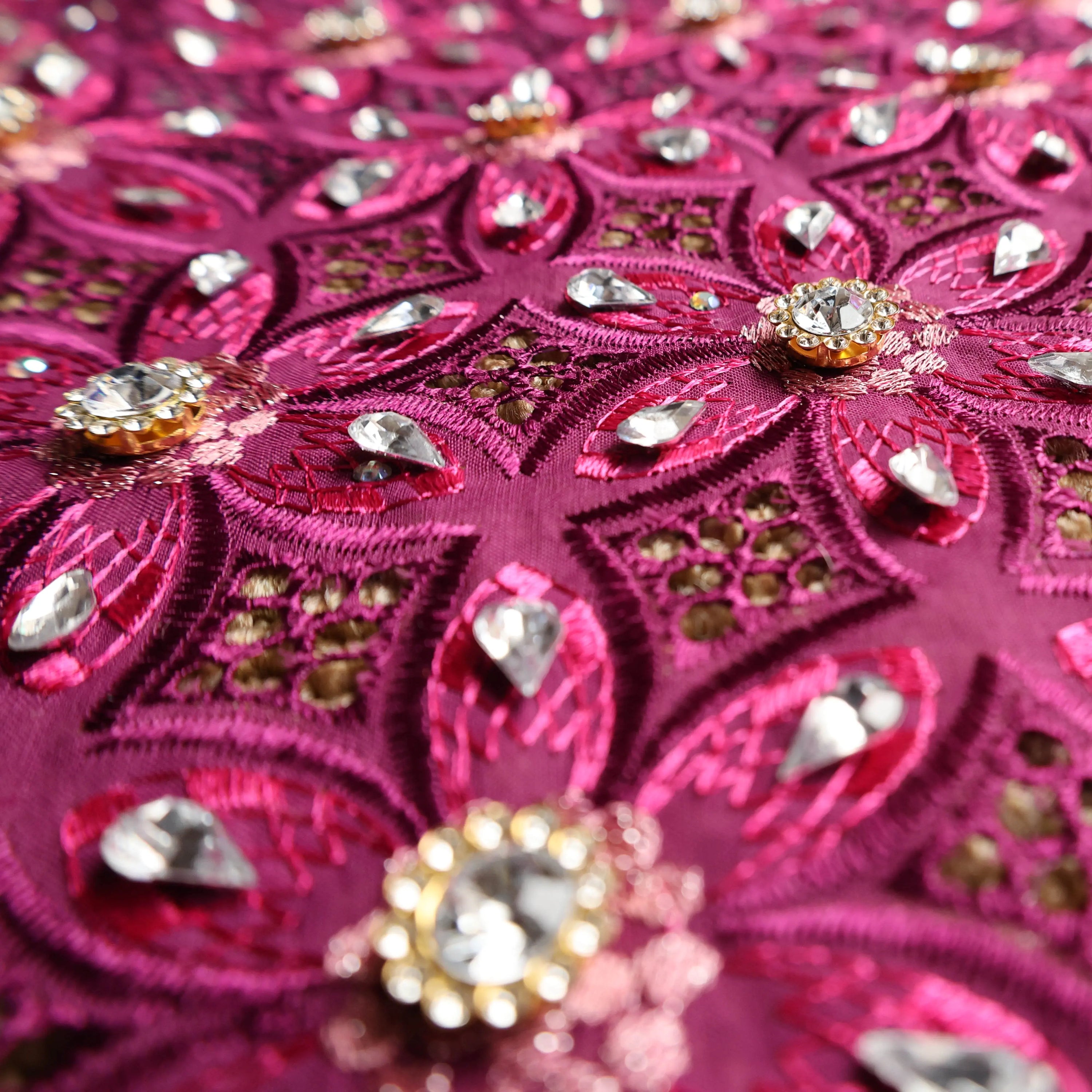 Shiny Cotton Voile Flower Purple Swiss Lace Fabric With Crystal Blazelace