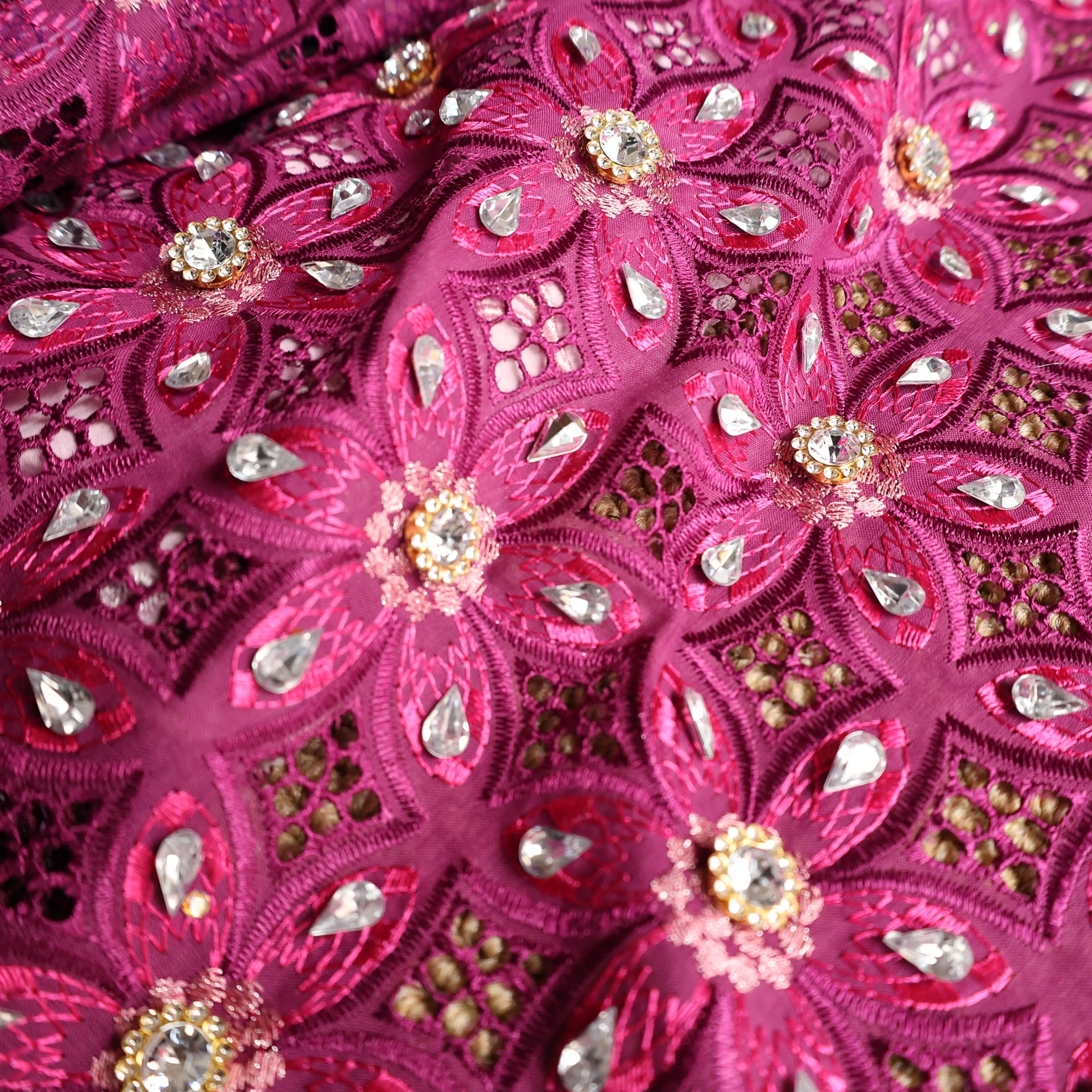 Shiny Cotton Voile Flower Purple Swiss Lace Fabric With Crystal Blazelace